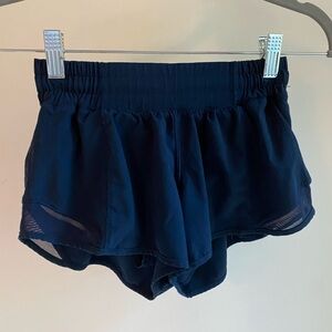 LULULEMON Hotty Hot LR Shorts SIZE: 2